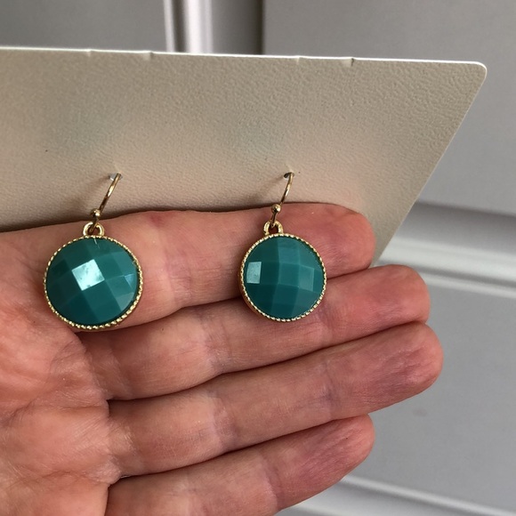 Teal Faceted Earrings 5/$25 - Picture 8 of 8